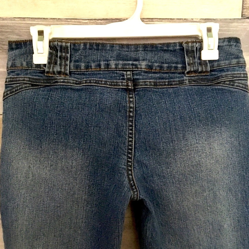 Low rise stretch denim capris size 7 juniors - Picture 4 of 6
